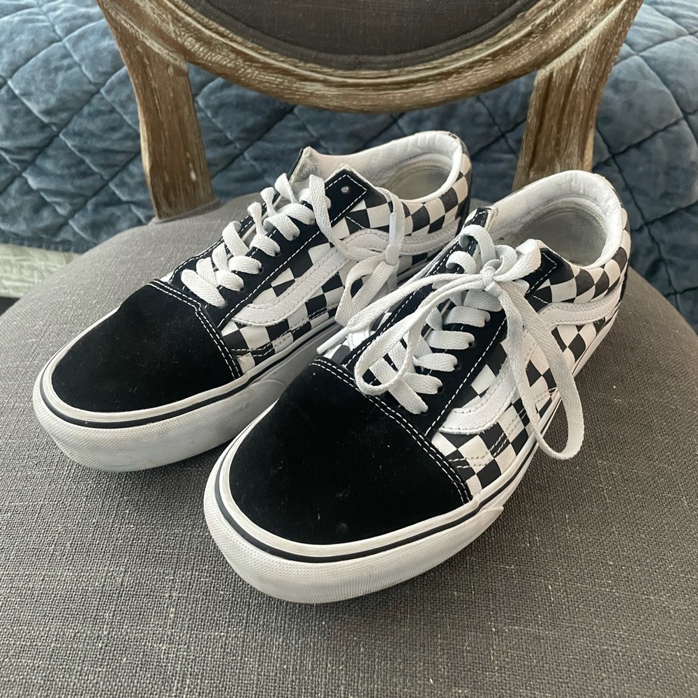 COPY - Vans women’s size 8.0 check old skool platform